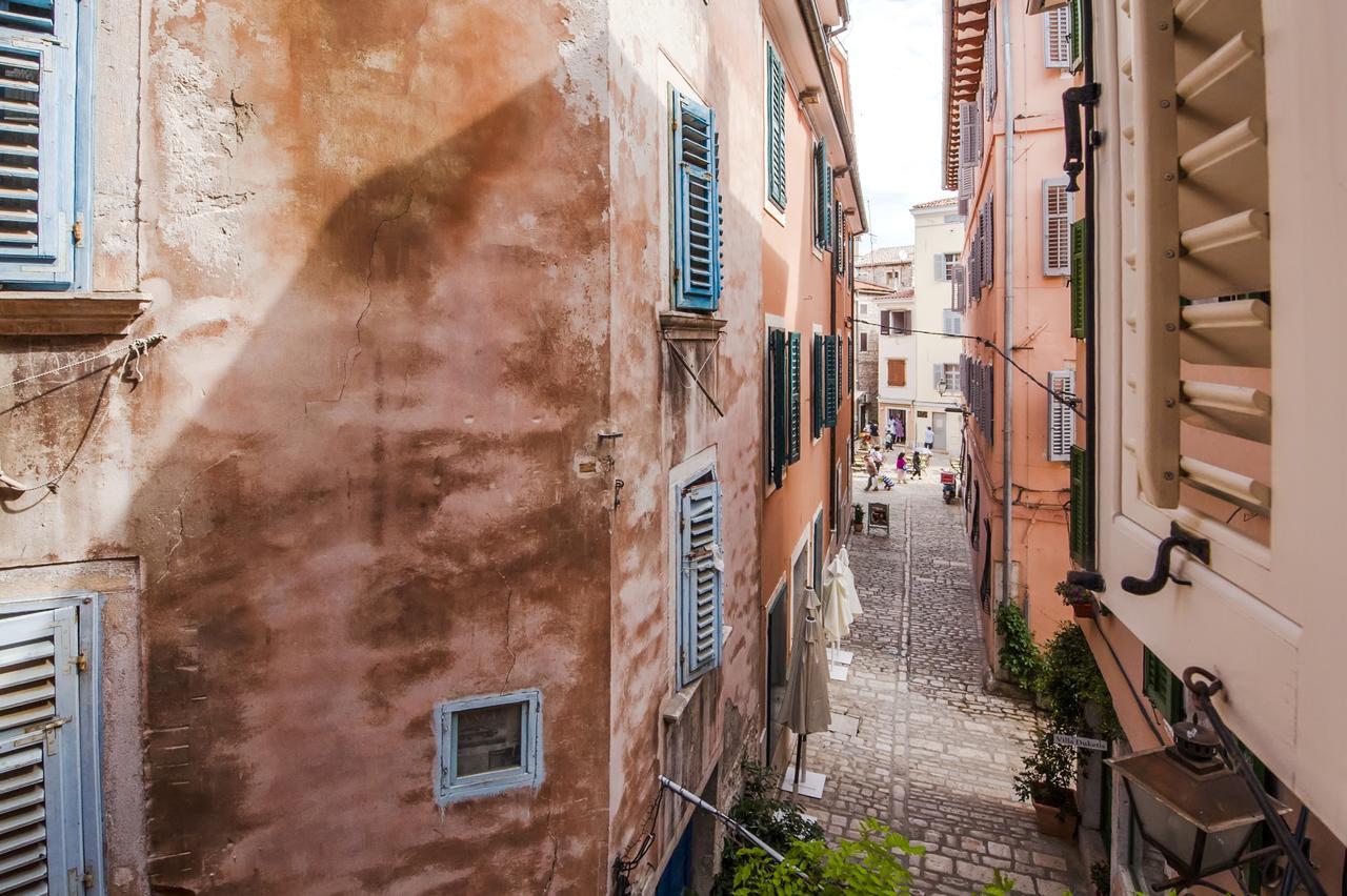 Apartments Casa Rubeus ロヴィニ エクステリア 写真